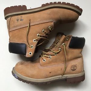 🌴 Timberland Classic Boots